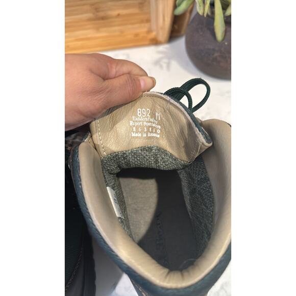 LL BEAN Cresta Air 8000 size  8 Gore-Tex Hiking Trail Boots Vibram Made Italy - Picture 6 of 9